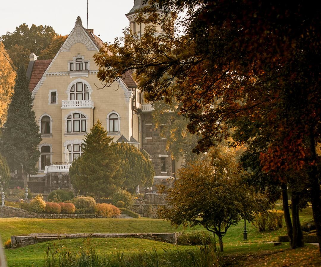 Отель Hotel Bursztynowy Pałac Кошалин-4